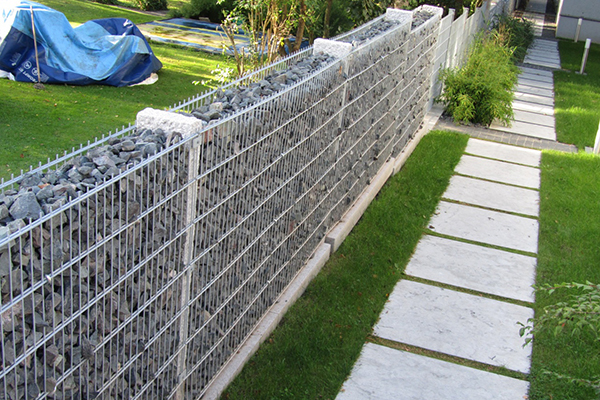 installing gabion retaining walls