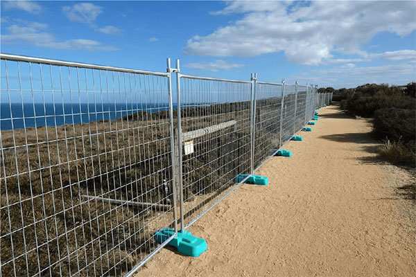 heavy duty temporary fence