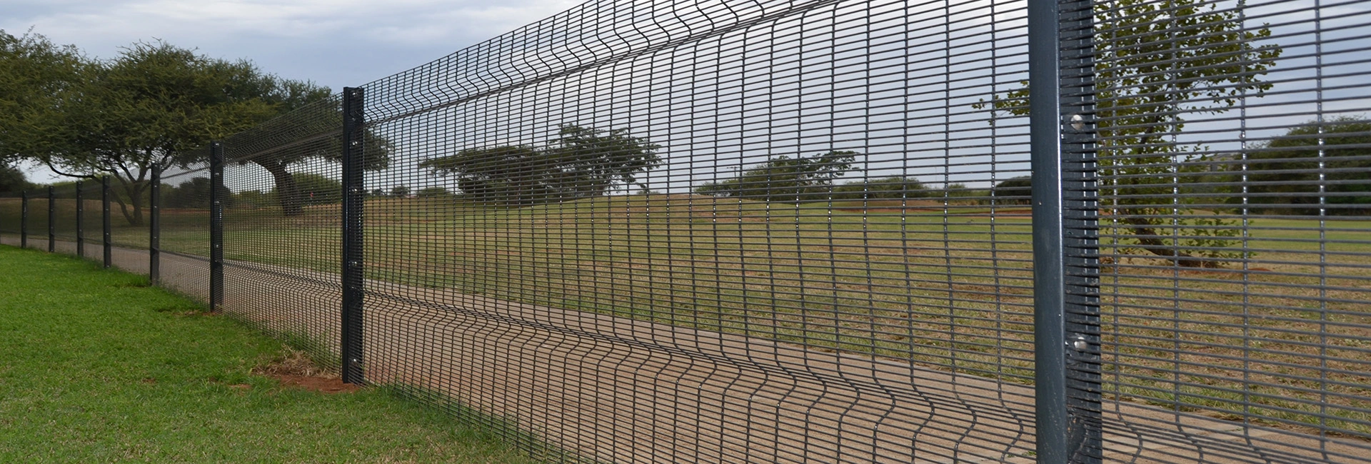 Anti Climb Mesh Fence